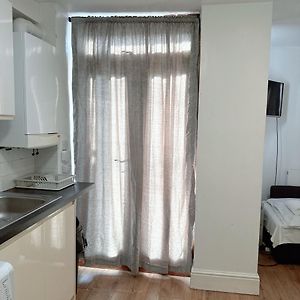 Studio con letto king size